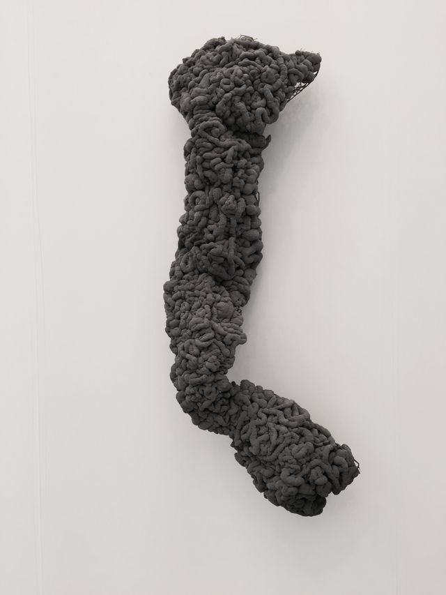 image: Lynda Benglis