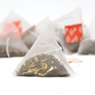 Chrysanthemum Ripened Loose Pu-erh Pyramid Tea Bag from Teavivre