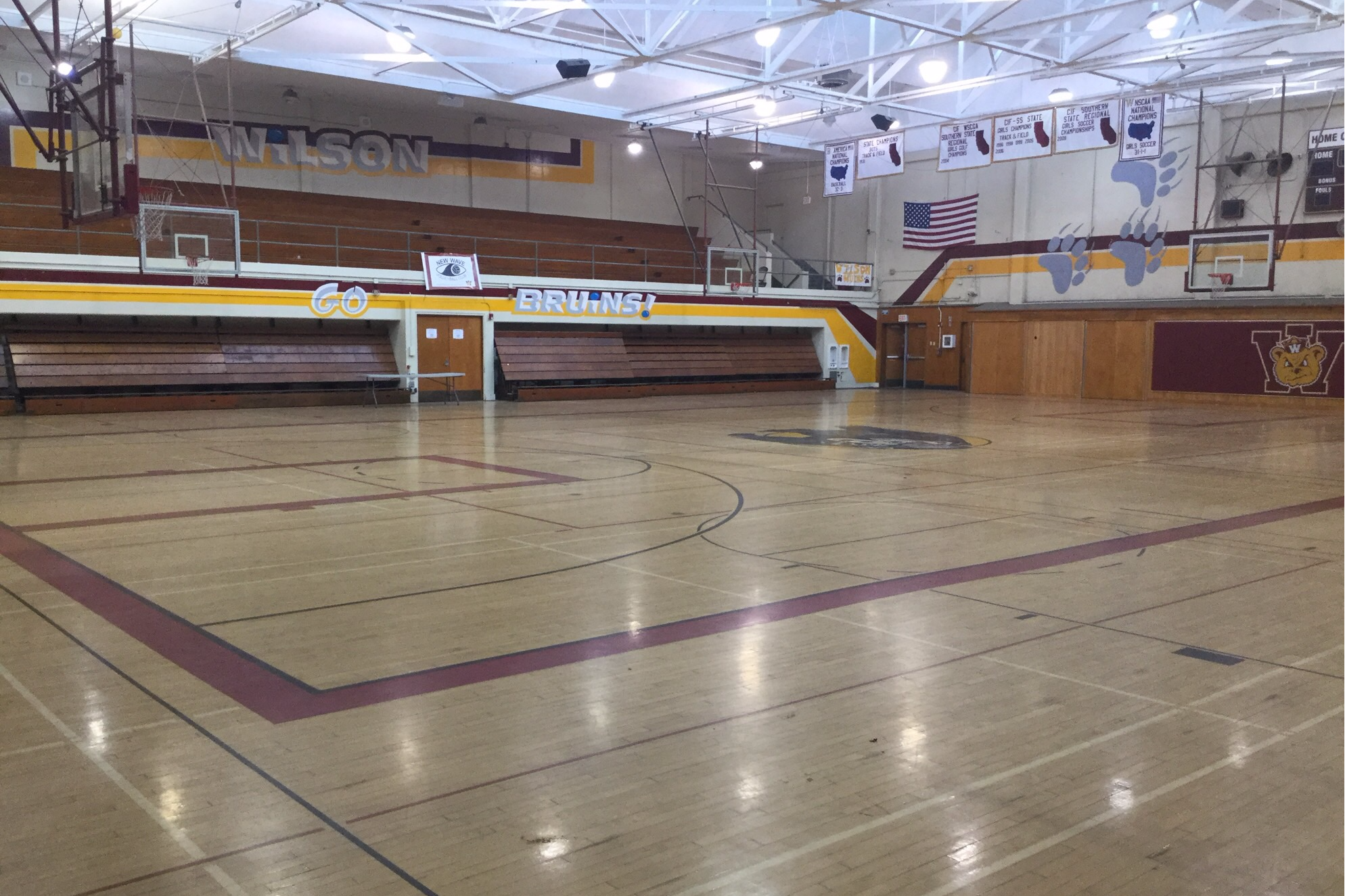 Gymnasium - Large