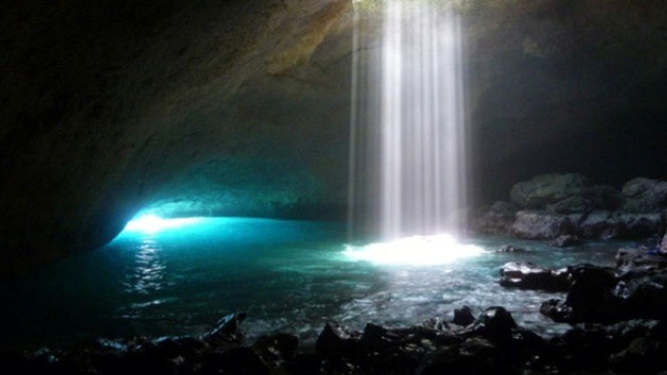 Tanna Island Excursion to the Lemnap (Blue) Cave - 1/2 day boat trip to visit the cave where you have to free dive to enter and explore