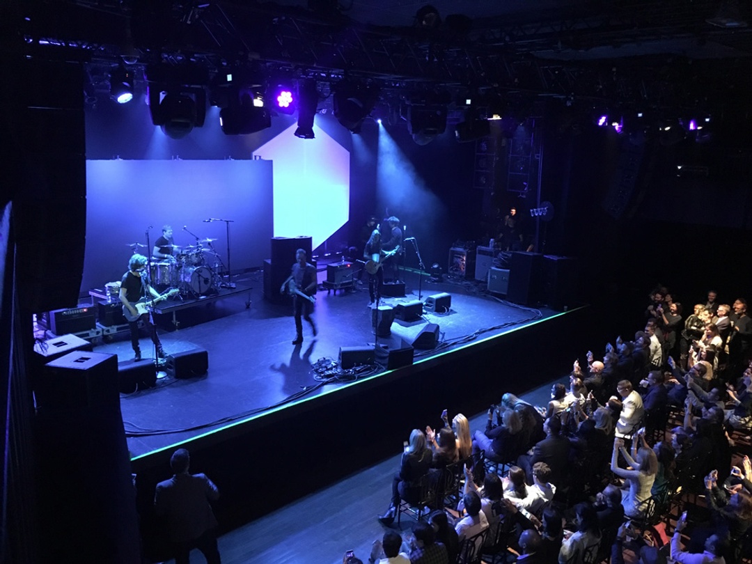 Dream Real on-site support in New York. Yeah that is Sting on stage!