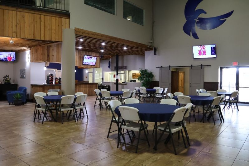 Entry/Fountain area/Bar