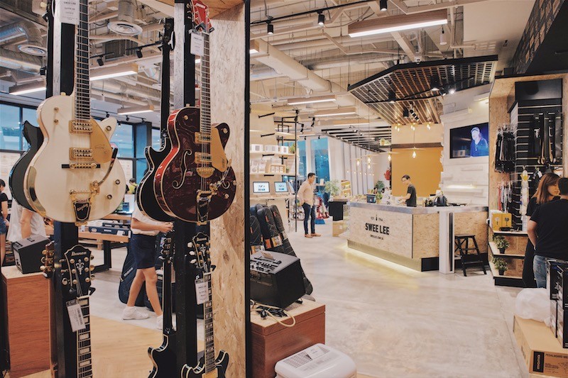 Swee Lee launches new flagship store at The Star Vista