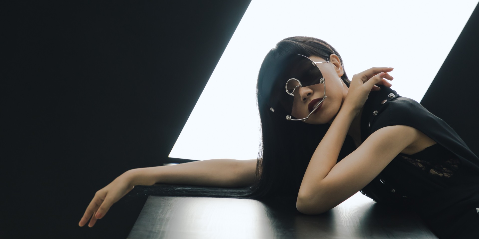 Jasmine Sokko releases devastating new single 'HURT'