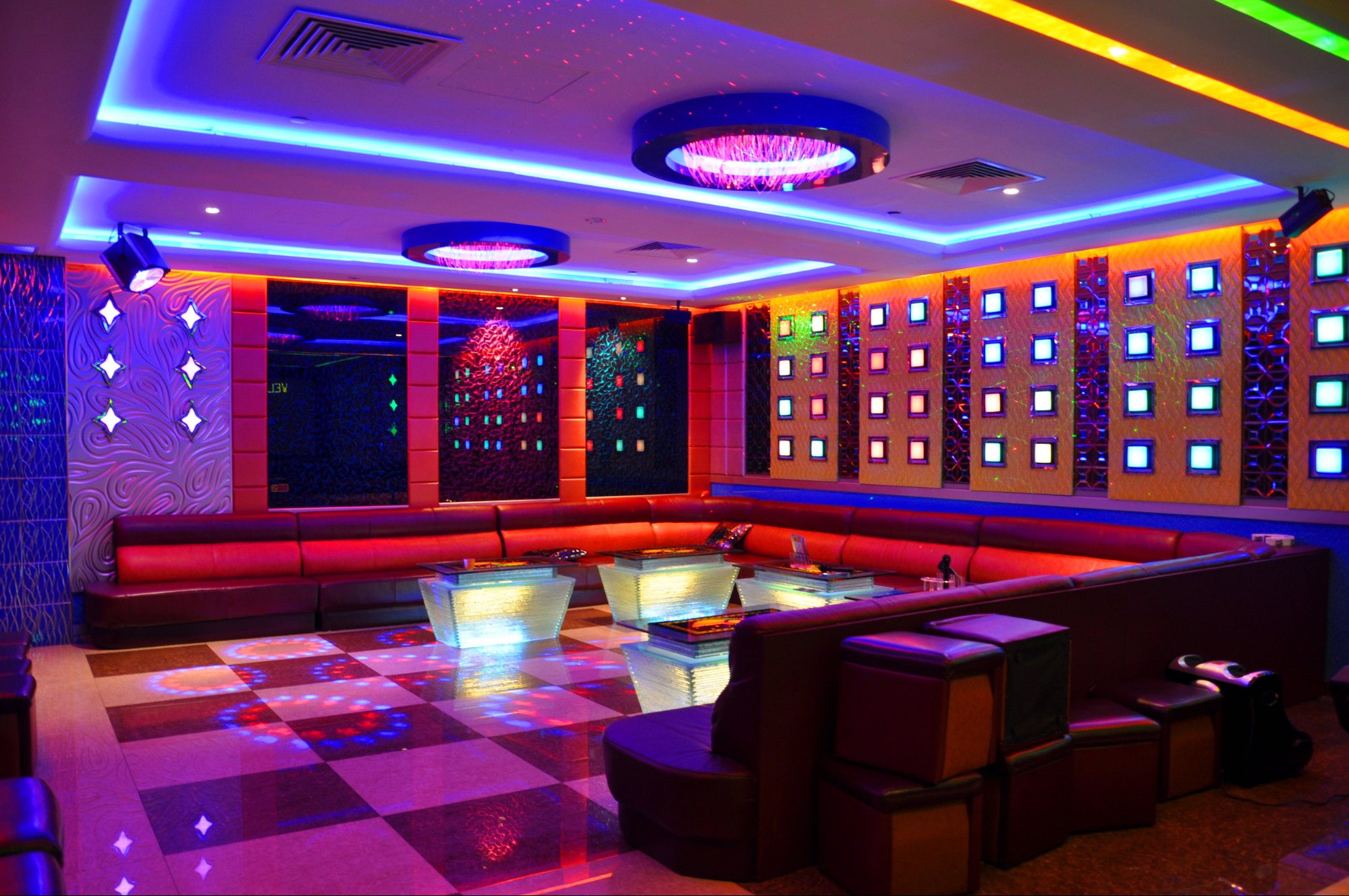 Karaoke in Singapore: the coolest KTV places worth visiting