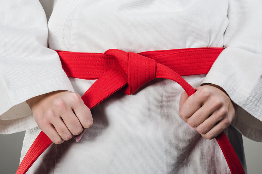 how to tie a martial arts belt