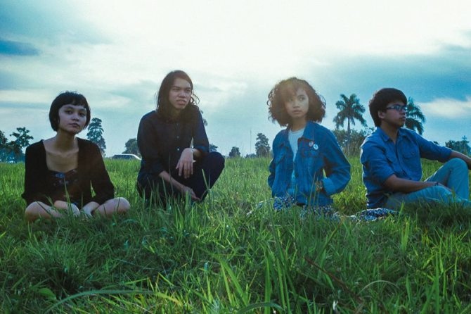LISTEN: Ourselves the Elves release "Wounds" on New Year's Day