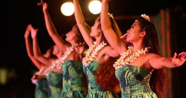 The Original Luau Package