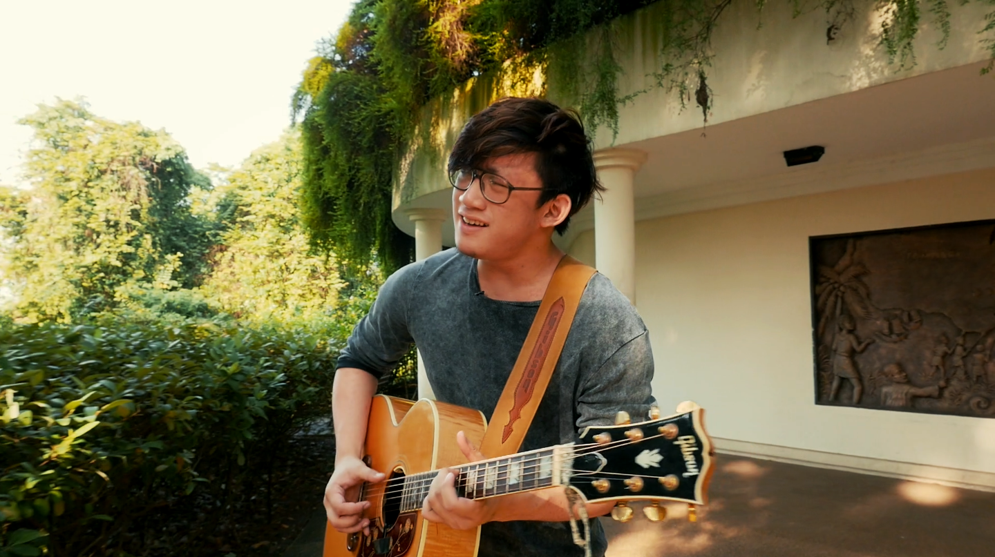 WATCH: JAWN traverses Mount Faber to perform 'Gold' in Bandwagon Sessions