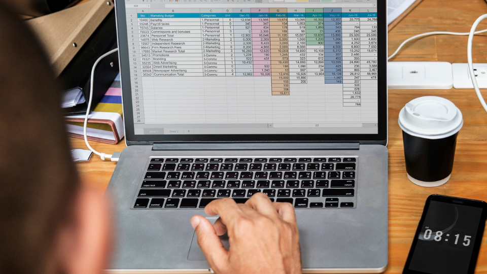 Export/Import with Excel in Laravel | Laravel Daily