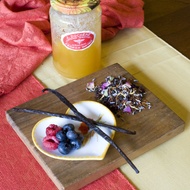 Organic Parisian Red from Divinitea
