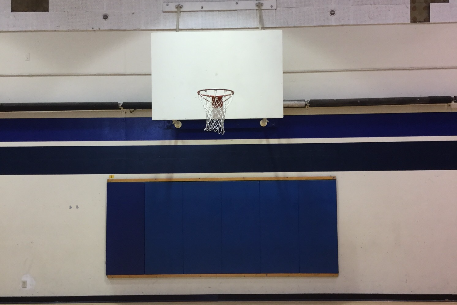 Gymnasium-Small