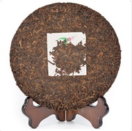 Fengqing Golden Buds Ripened Pu-erh Cake Tea 2005 from Teavivre