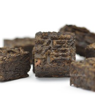 Ripened Cube Tuocha Pu-erh Mini Brick 2006 from Teavivre