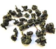 Taiwan Medium Roast Dong Ding Qing Xin Oolong Tea from What-Cha