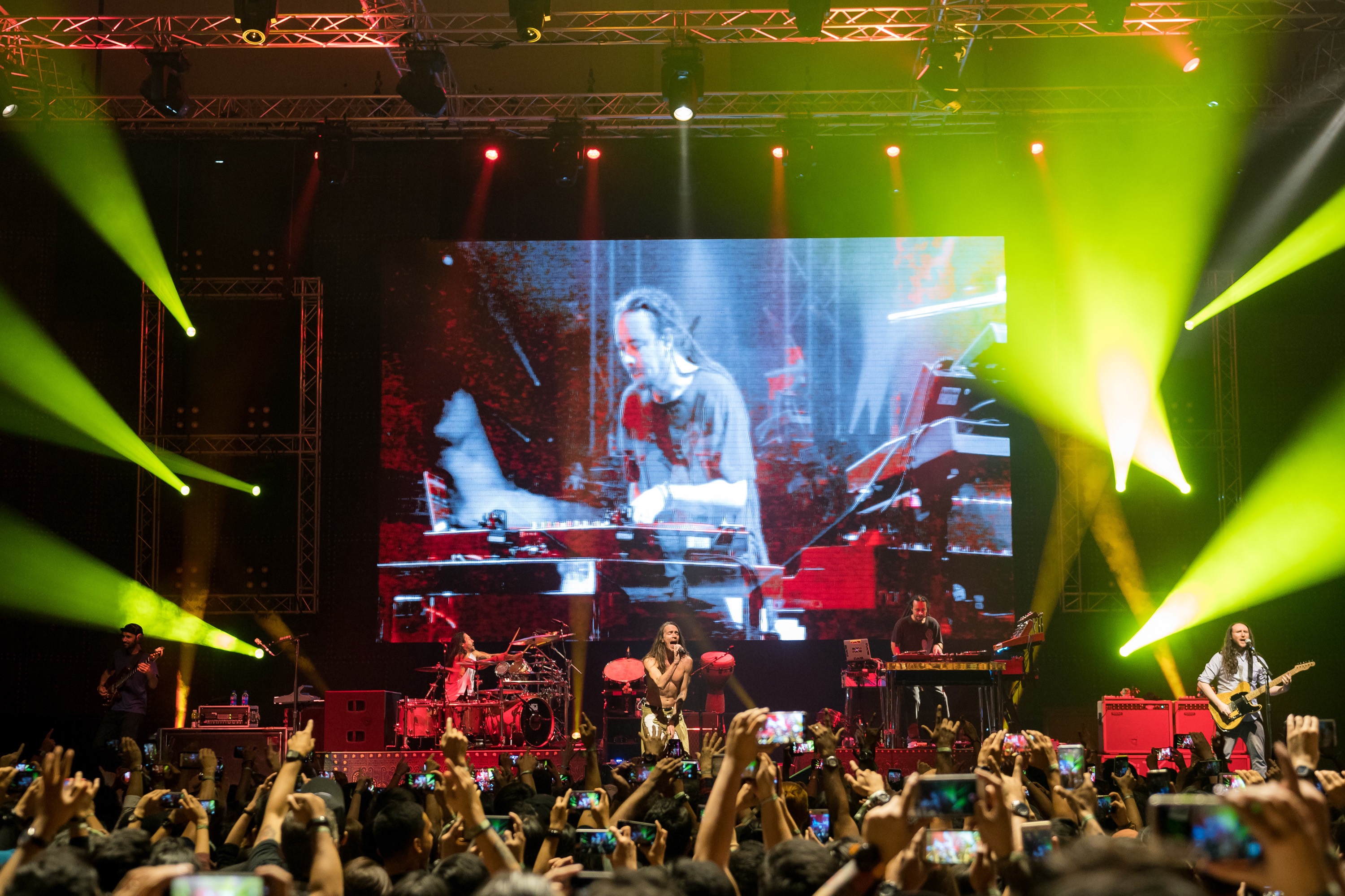 Mixing classics and new hits, Incubus prove they've still got it – gig report
