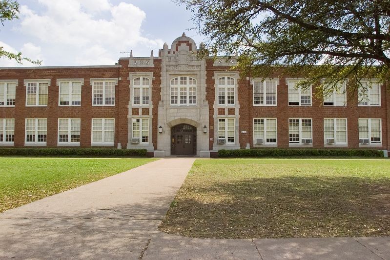 LONG, J.L. MIDDLE SCHOOL 