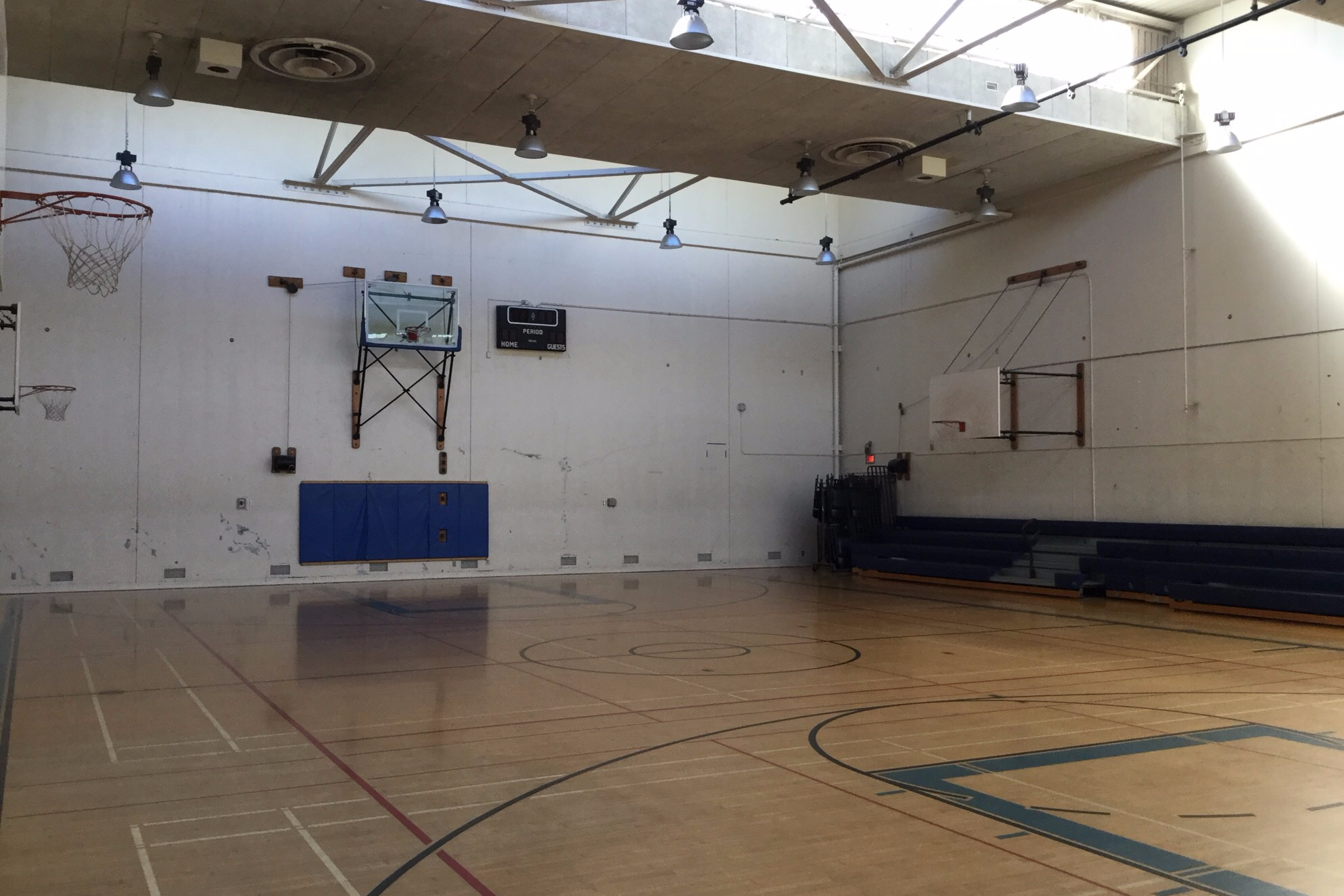 Gymnasium - Small
