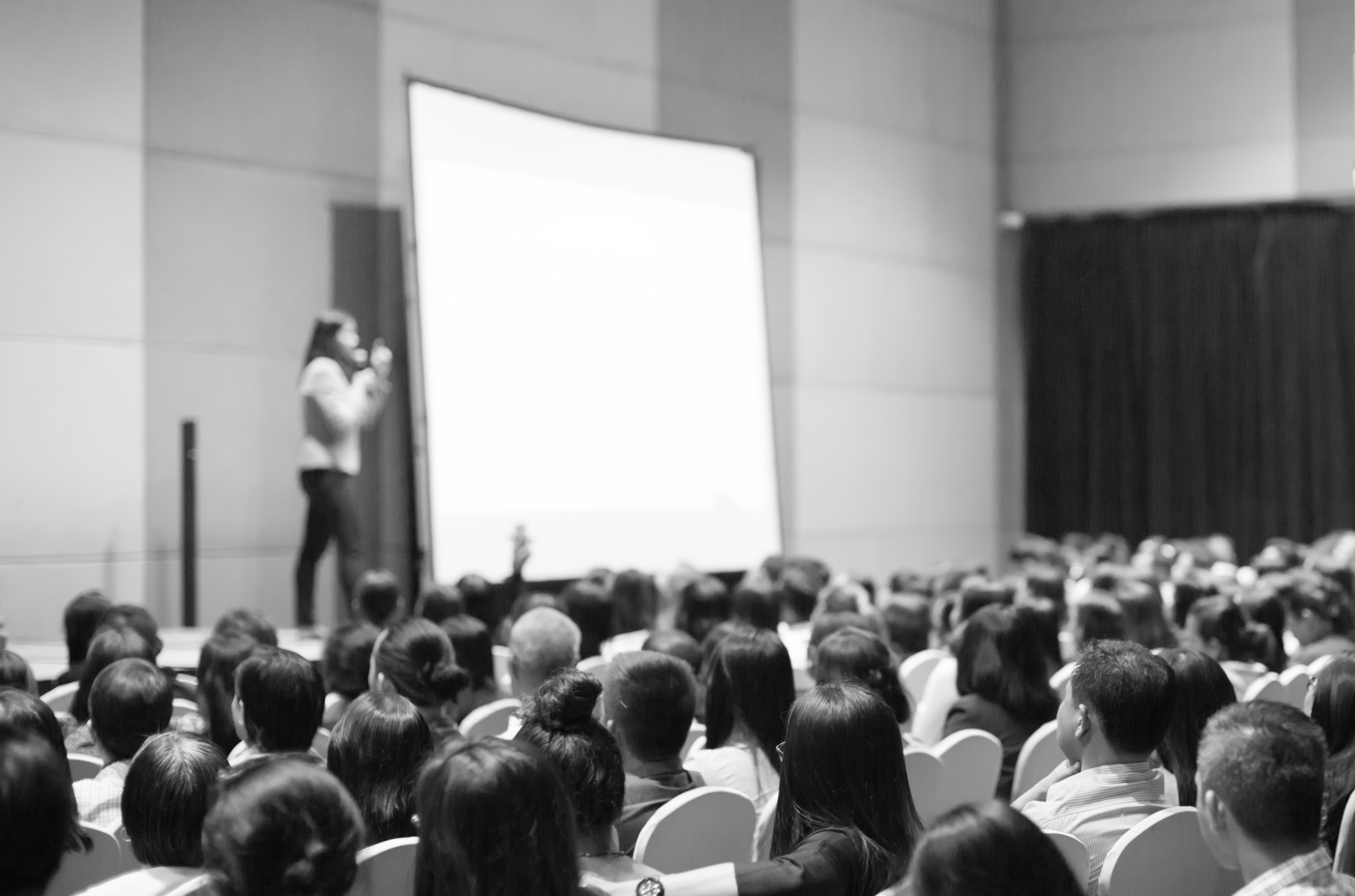 Give lectures. Спикер женщина аудитория. Giving a Speech. Семинар фото картинки без лиц. Public speaking.
