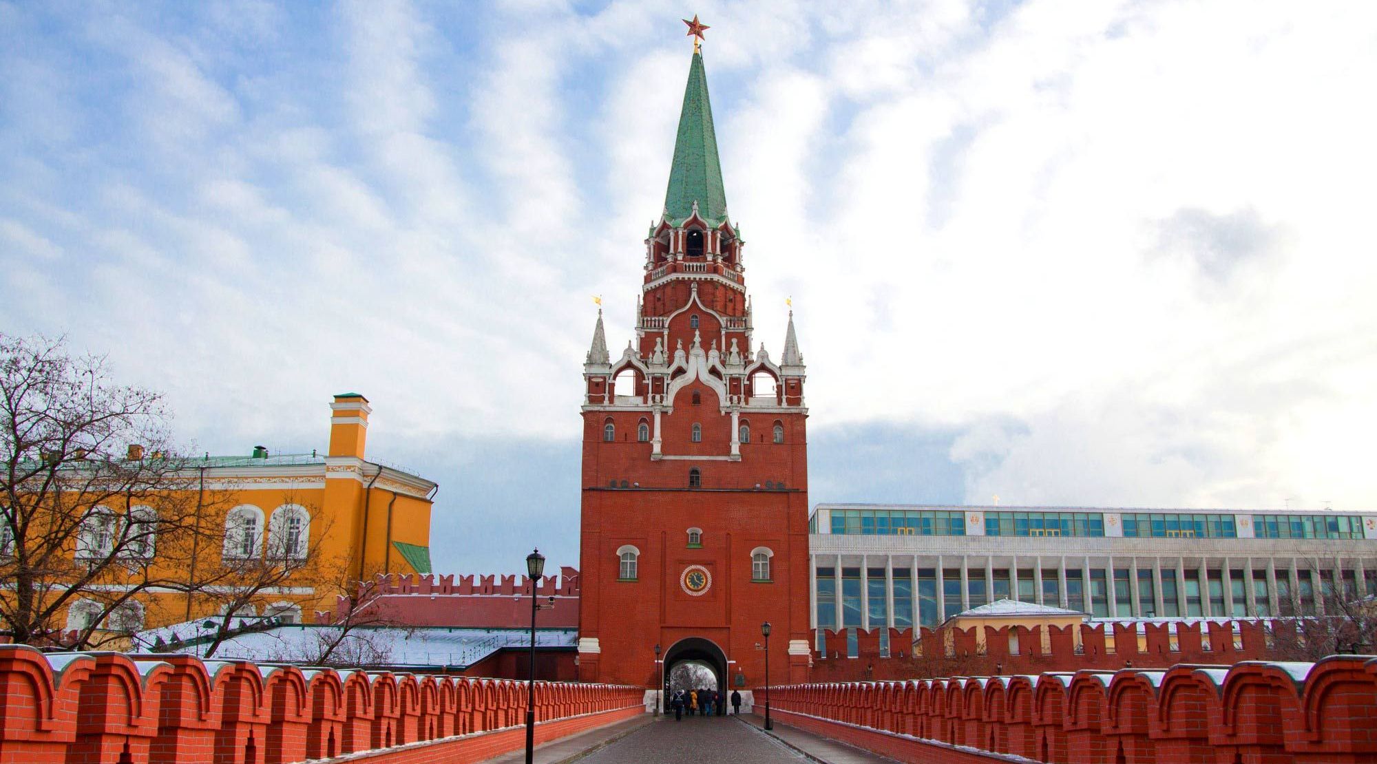 Private Tour of Kremlin, Armory, and Diamond Fund in Moscow: Book Tours ...