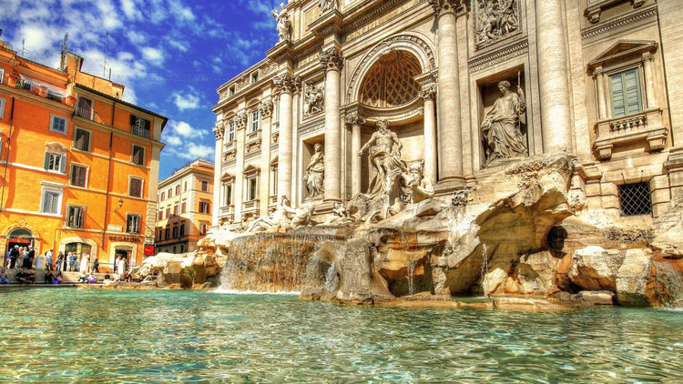 Gelato at the Trevi Fountain