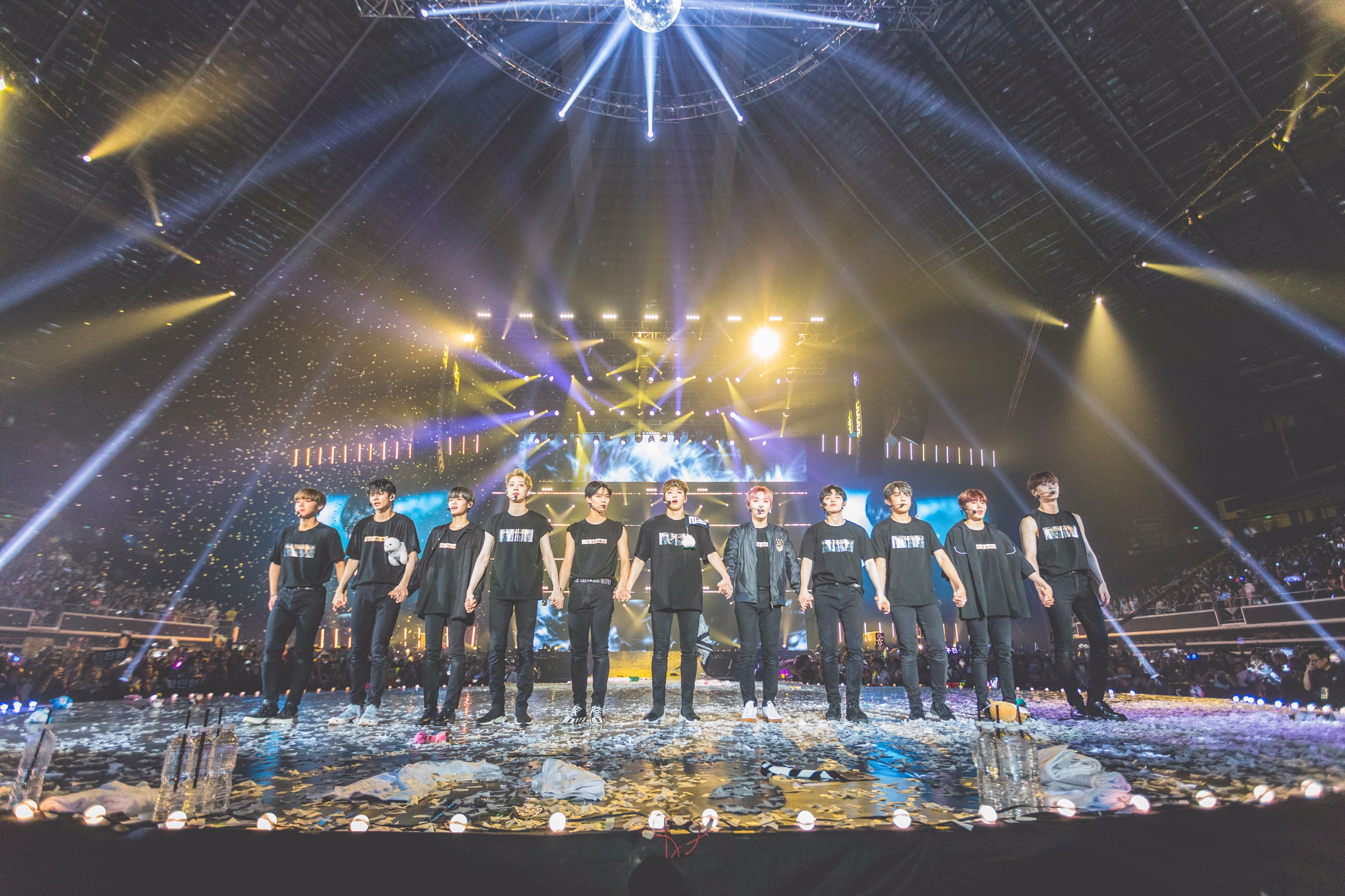 With the end in sight, Wanna One let Singapore know they're loved – gig report