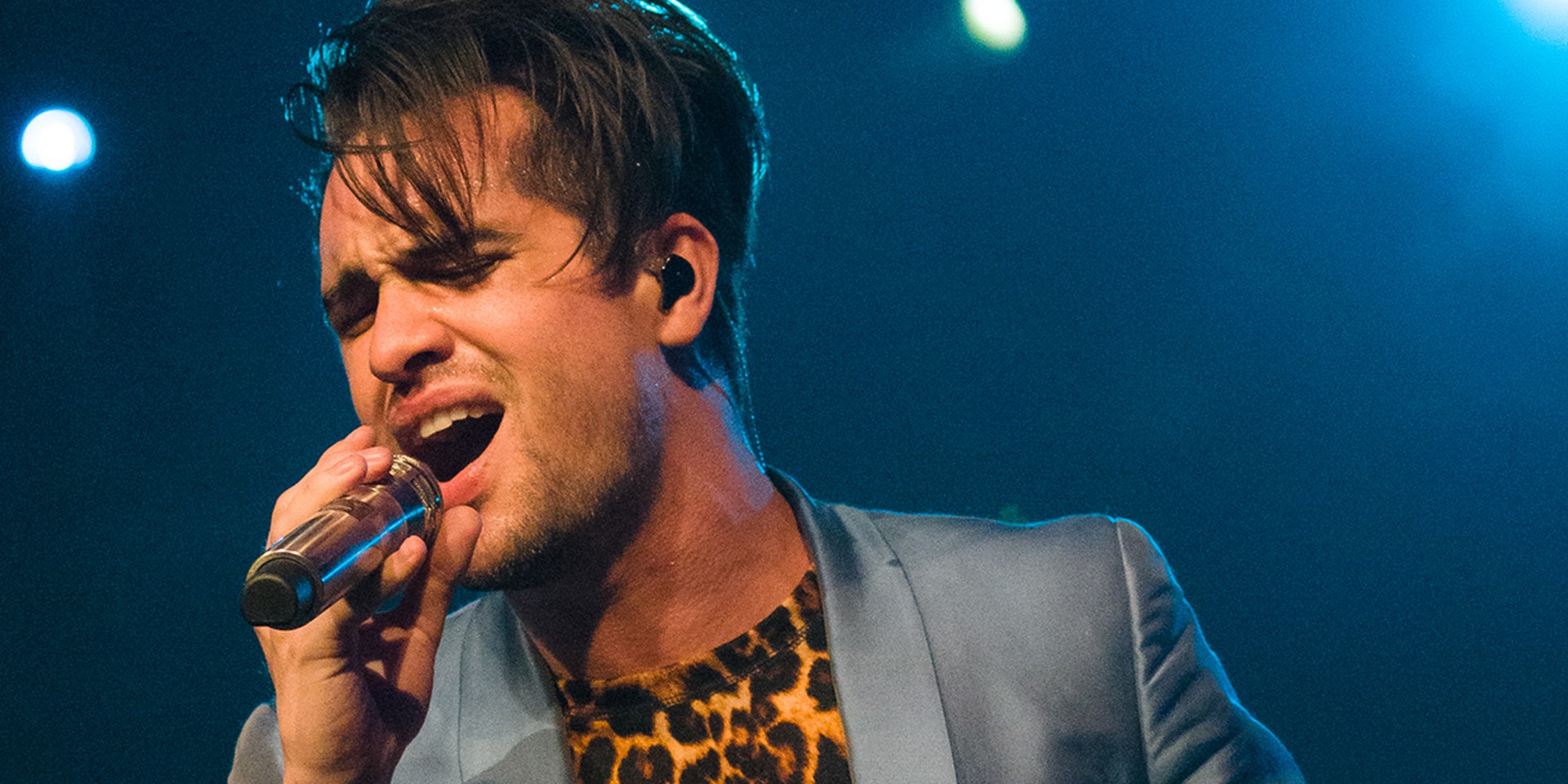 Photo Gallery Panic At The Disco Win Over Fans With Sincere Pop Photo Gallery Panic At The Disco Win Over Fans With Sincere Pop