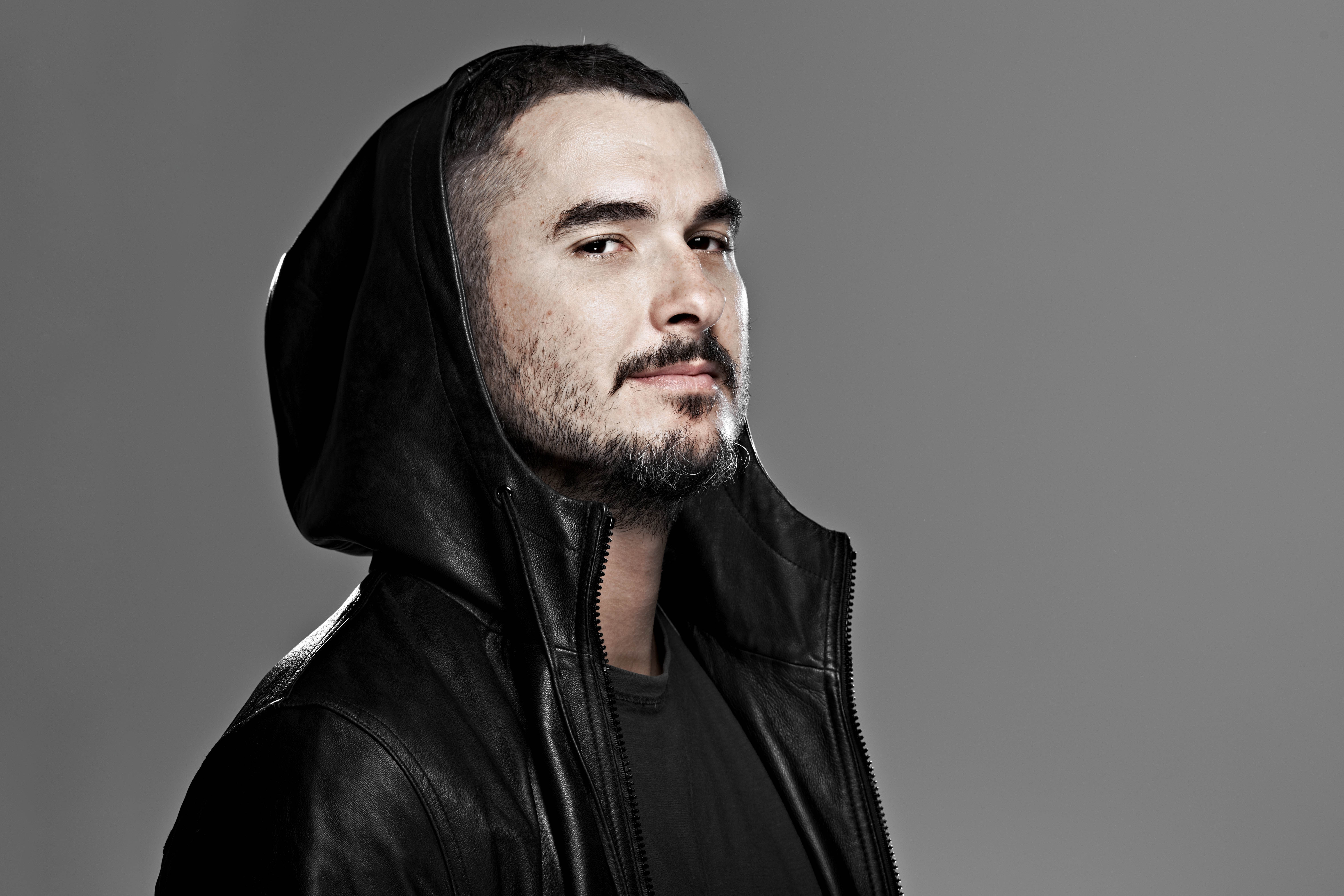 Zane Lowe: Beats 1 is "not built for the passive music fan"