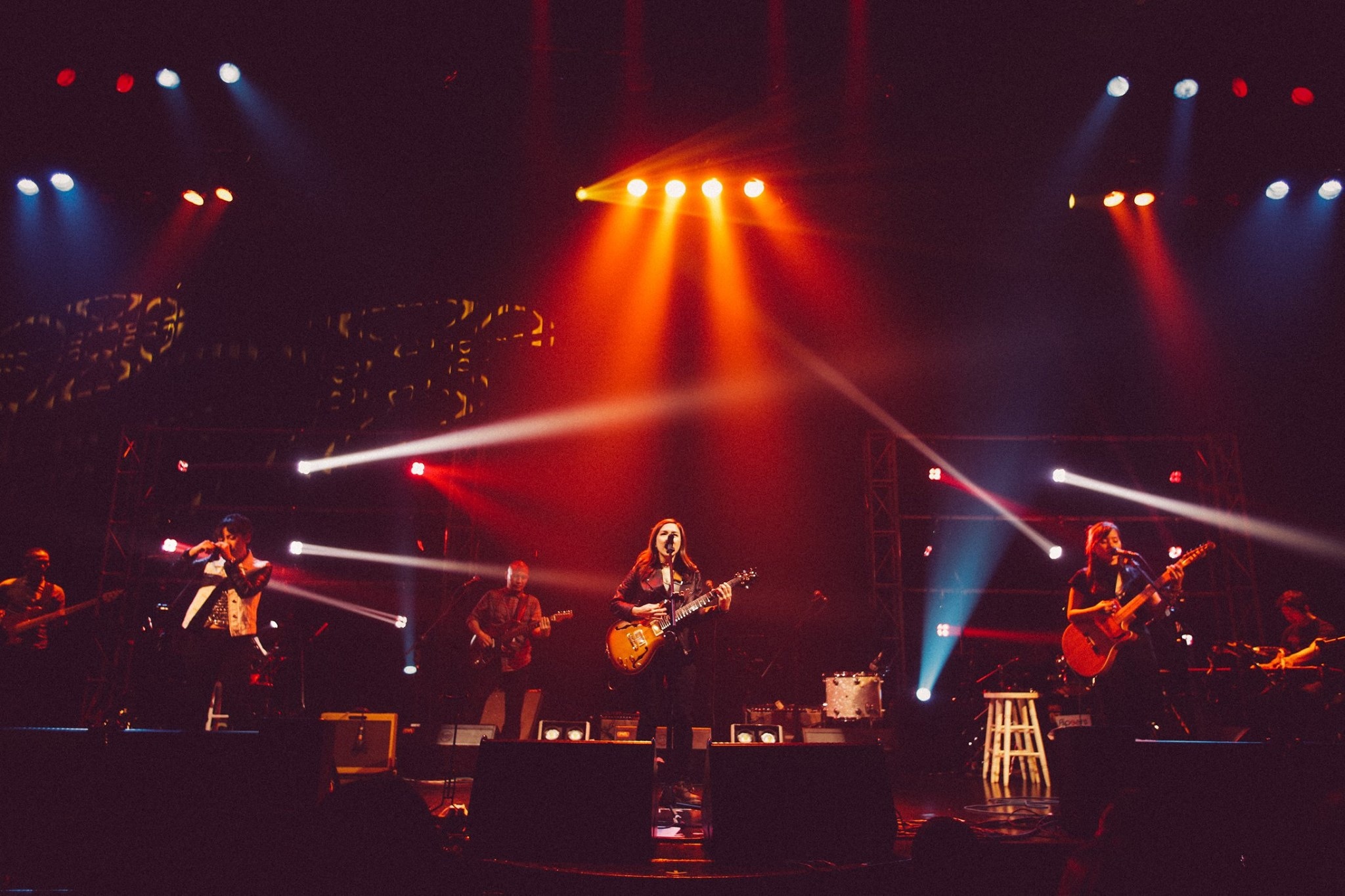 GIG REPORT: Secrets of the voices of a generation
