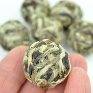Yue Guang Bai "Moonlight White" White Tea Dragon Ball from Yunnan Sourcing