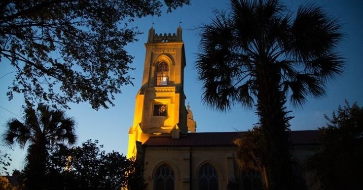 Ghost Tour & Haunted History Walk in Charleston - Charleston