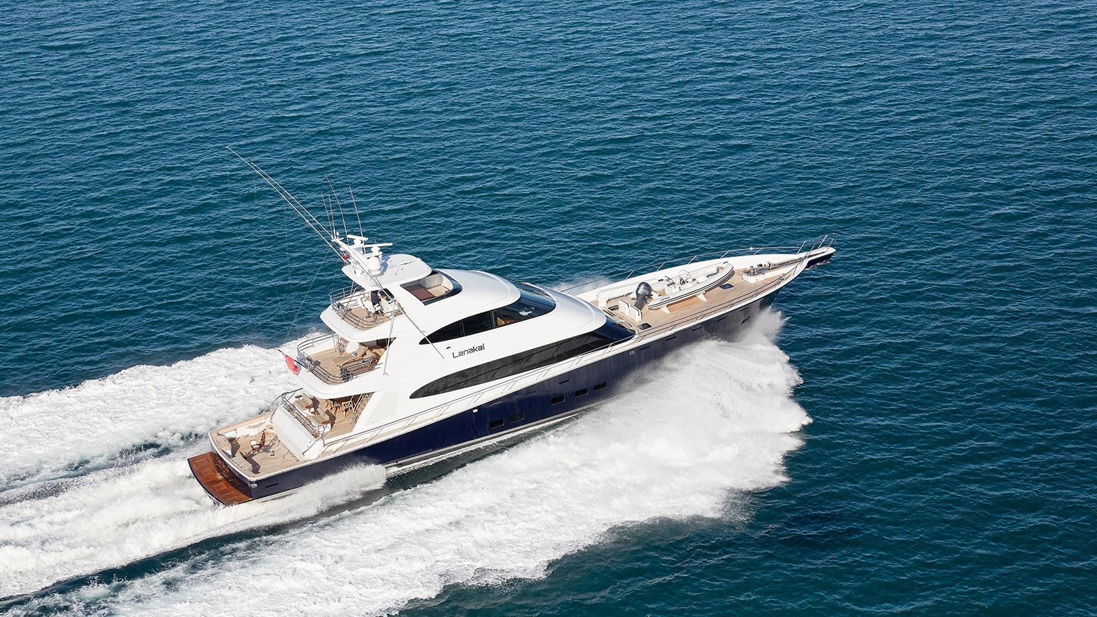 Lanakai: On board the 39.5m maxi Sportfish yacht
