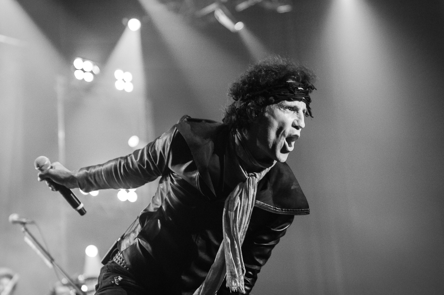 Extreme brings hair metal nostalgia to Singapore – gig report