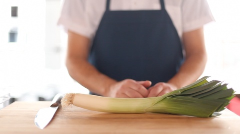 Gigandes_beans_Leeks_Potatoes_Romesco_Sauce_assembly_sous vide, modernist cuisine