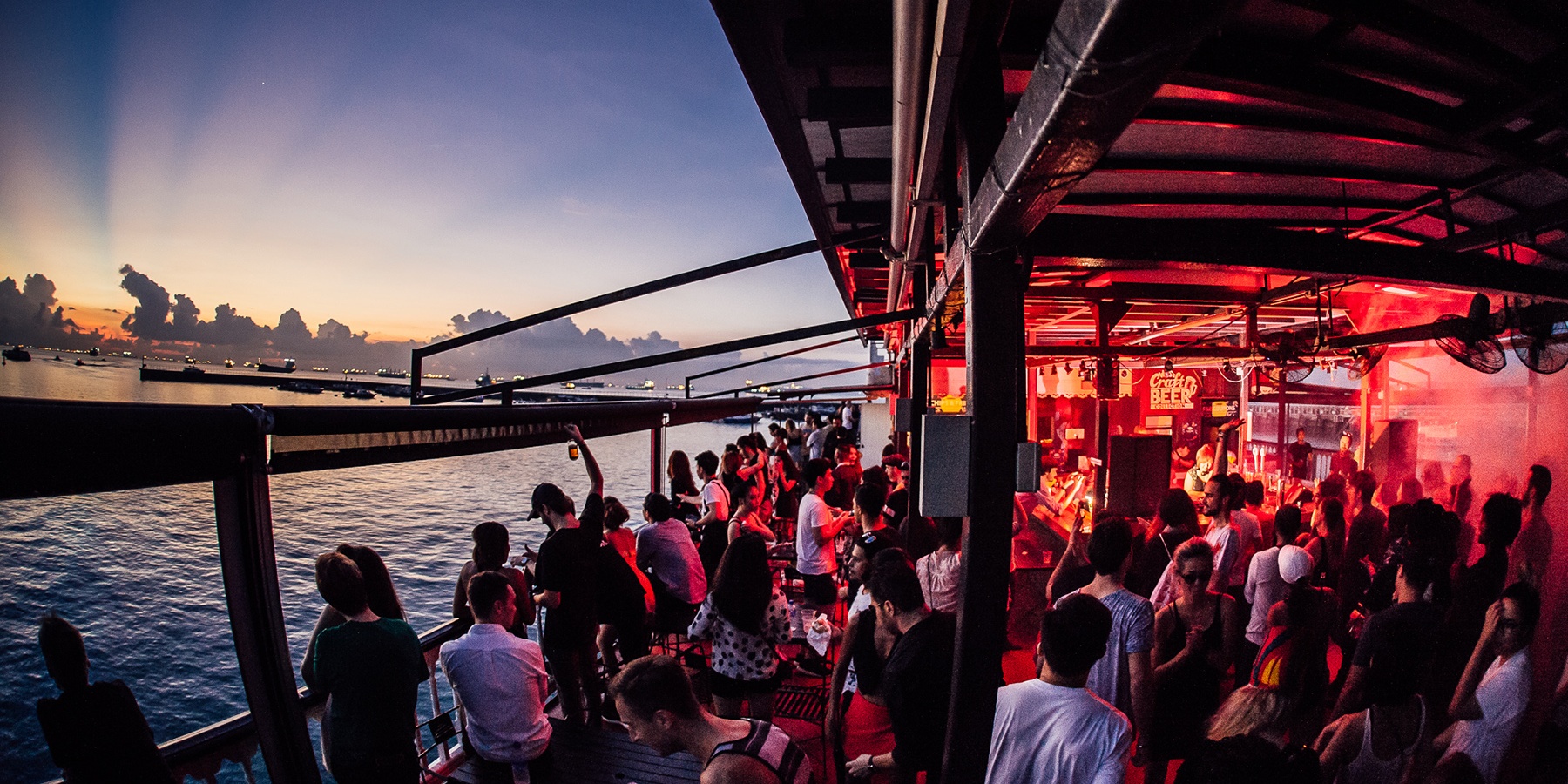 We're bringing back our overnight techno and house party on the