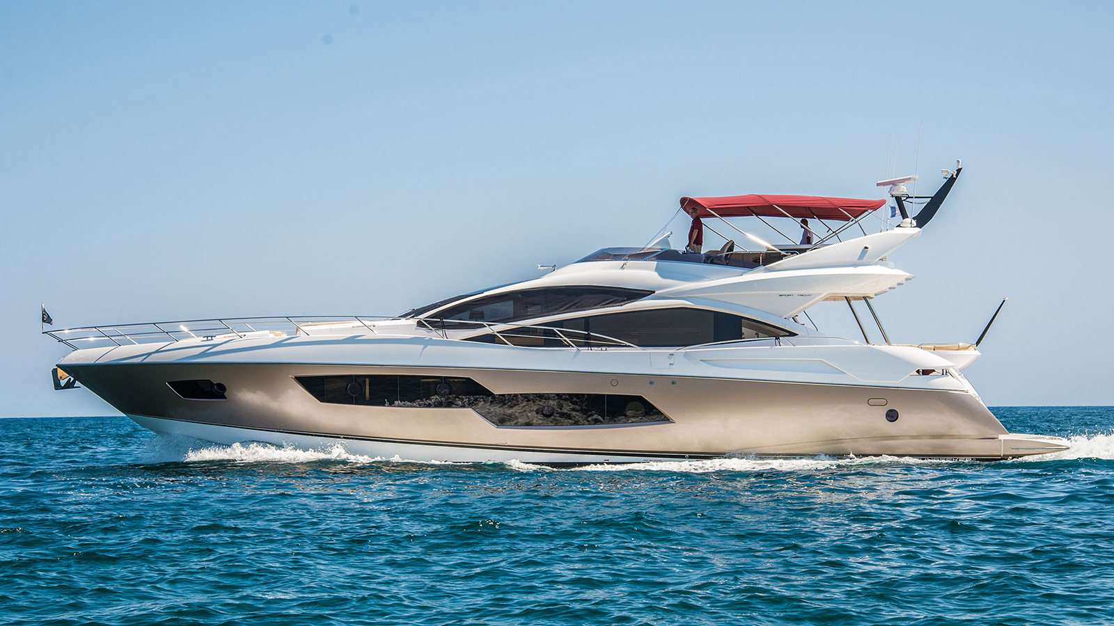 Sunseeker 80 sport yacht Harmony sold
