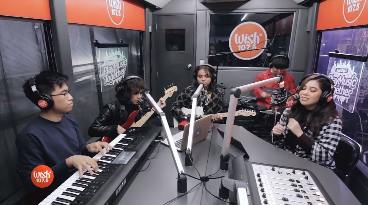 IV Of Spades & Moira Dela Torre share live studio performance of 'Huli Na Ba Ang Lahat' – watch