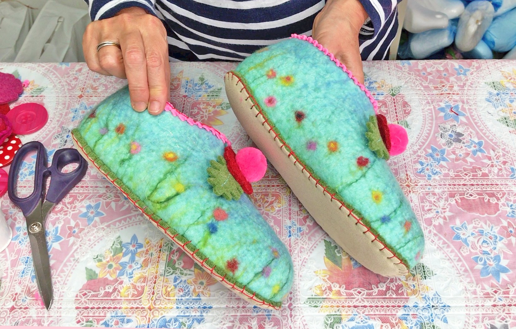 Online Felt Slippers Course 1