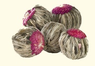 Blooming Ball from The Seasoned Home