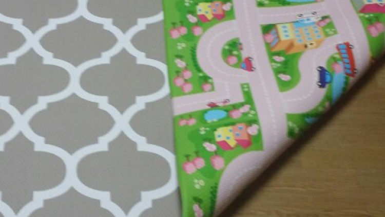 Baby playmat -