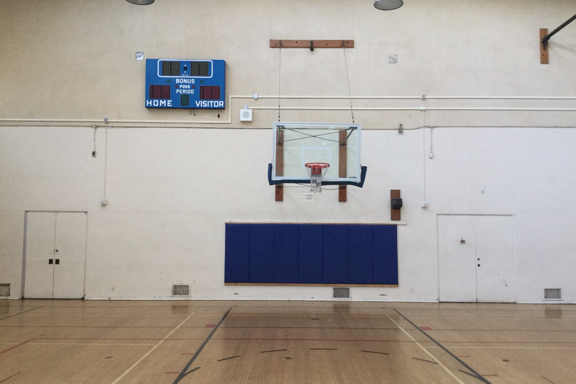 Gymnasium - Small