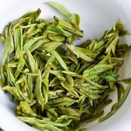 Our Finest Dragonwell, 2015 from Red Blossom Tea Company