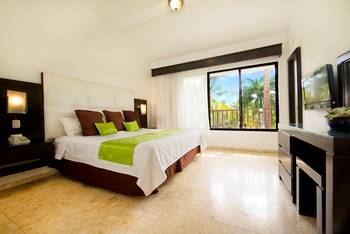 Viva Wyndham Dominicus Beach