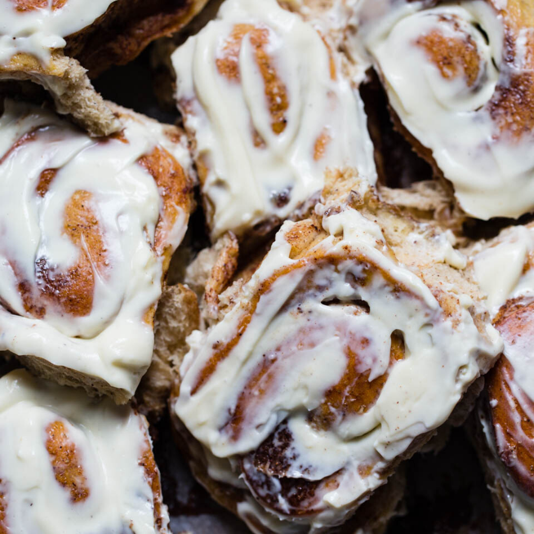 Ultimate kanelboller med kremostglasur