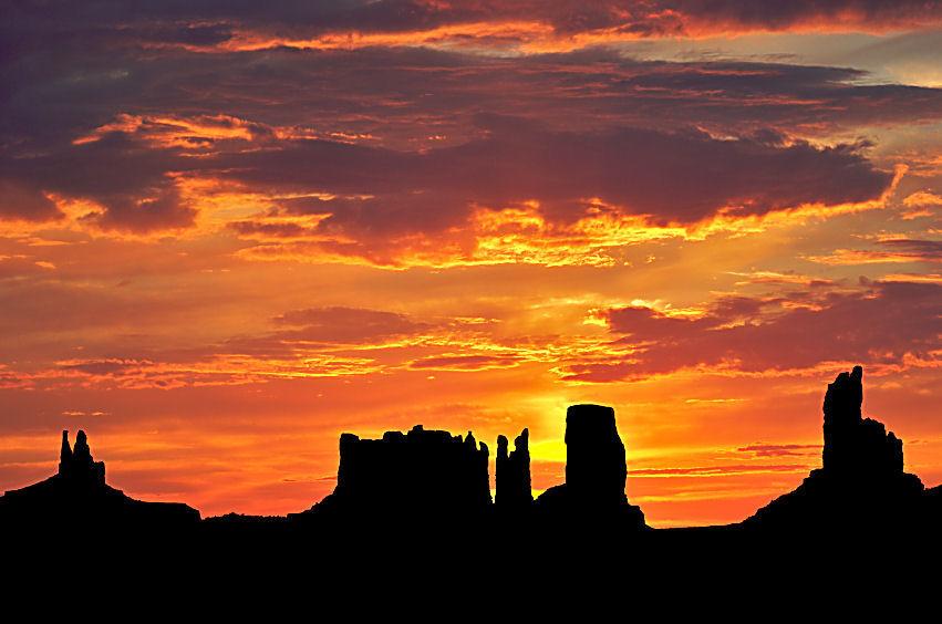 Sunset Jeep Tour in Monument Valley, Utah - Page, Arizona
