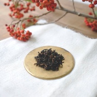 Honey Scented Black Tea from Wolf Tea