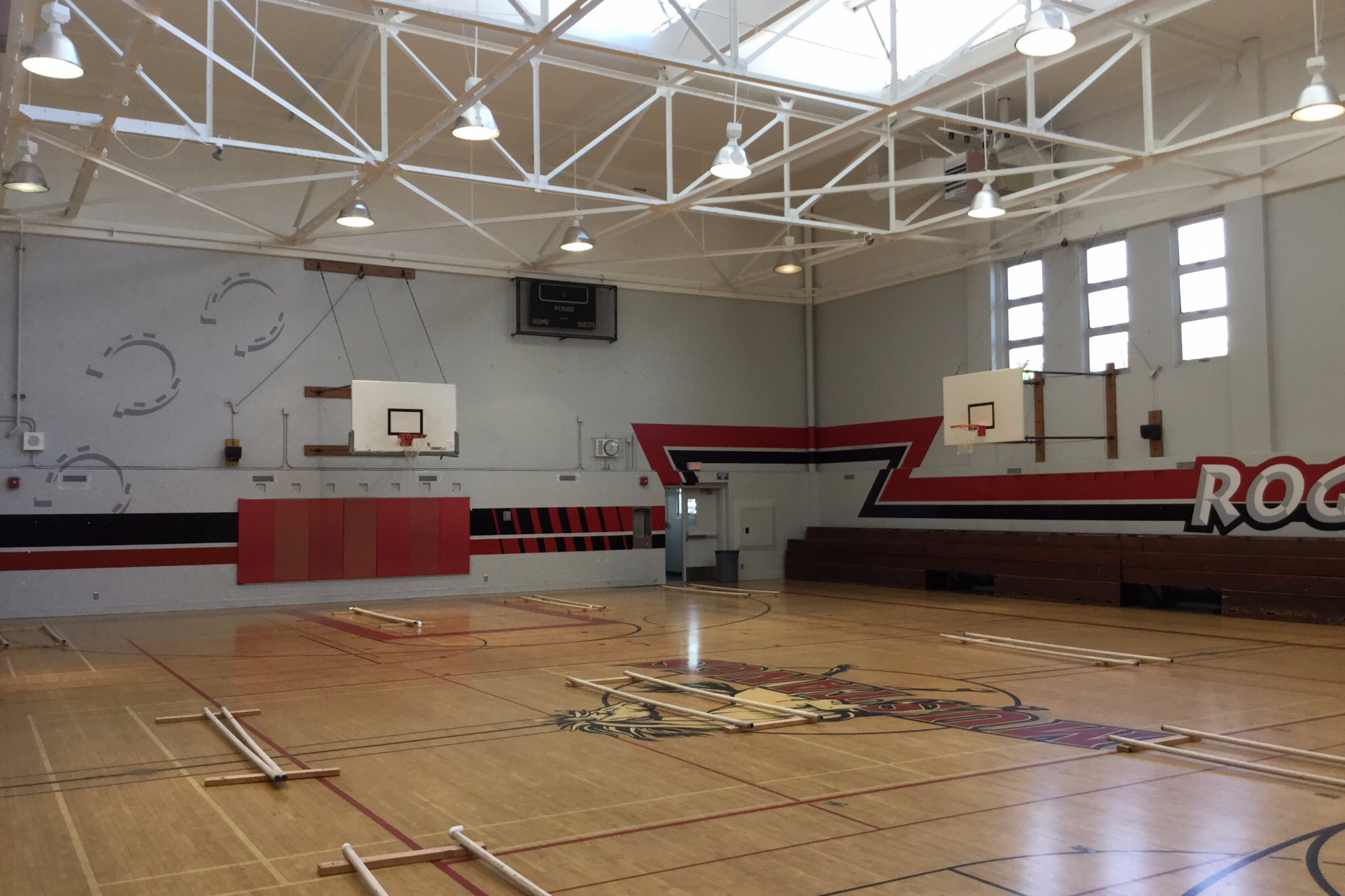 Gymnasium - Small