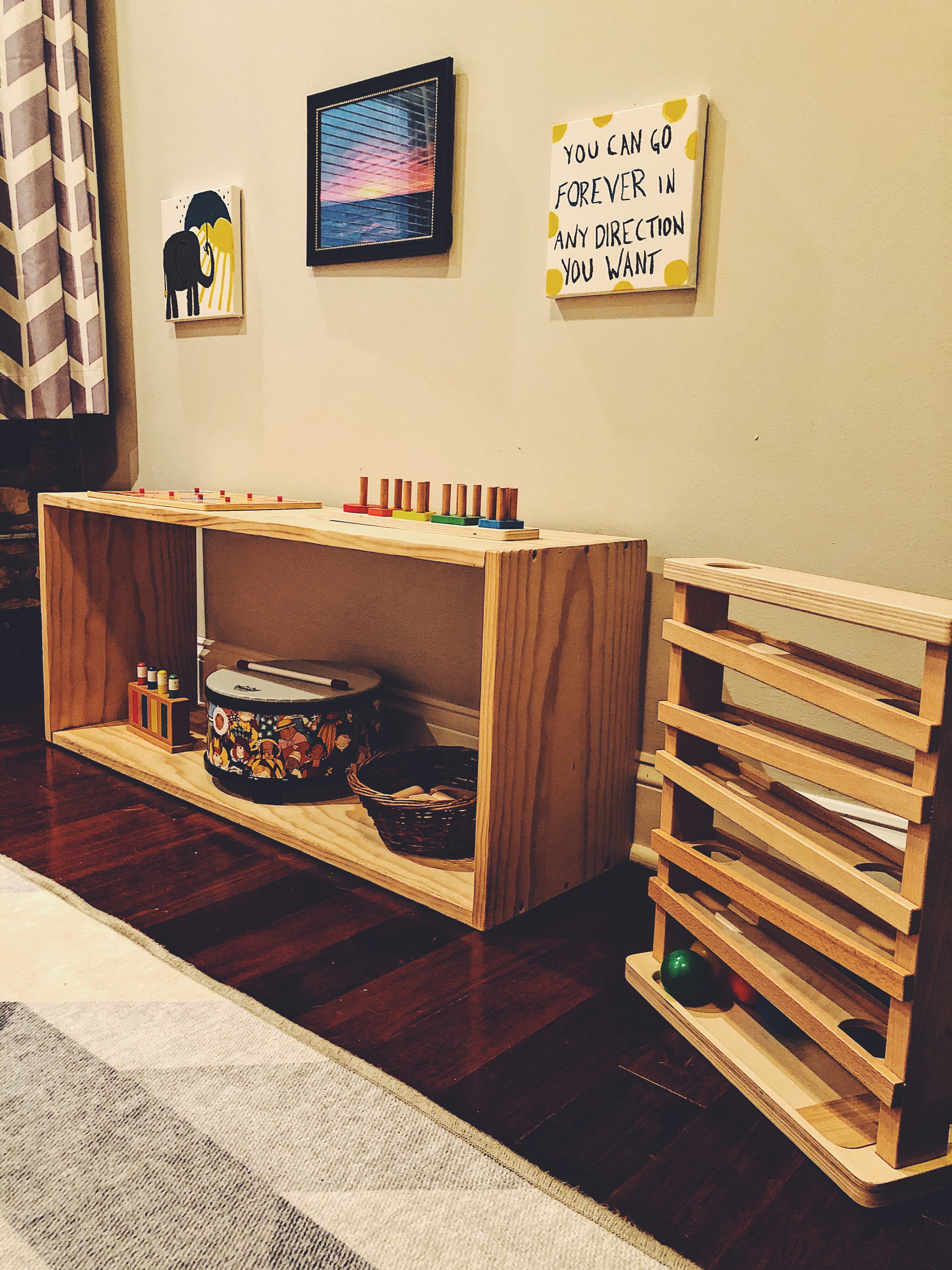An uncluttered play space