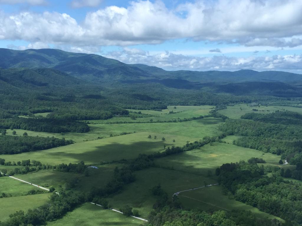 Mountain Valley Tour: Private Tennessee Helicopter Experience - Knoxville