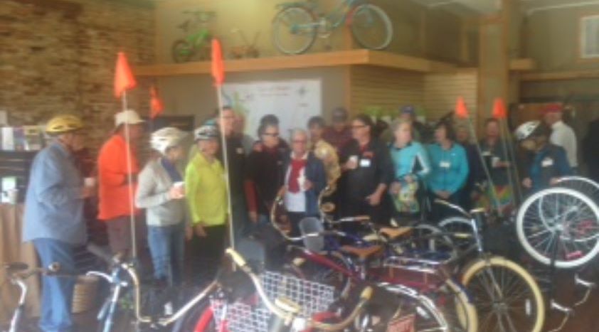 2-Hour Historic Bike Tour in Darien